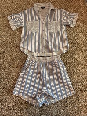 Women Blue & White Striped short Set